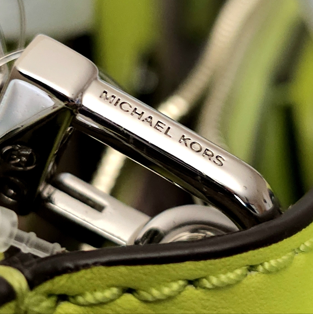 Michael Kors Hamilton Small Lime Cross Body Bag - Picture 12 of 16